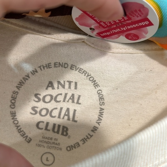 Anti social social club lava lamp oat milk cream T-shirt size large new w tags - Picture 5 of 6